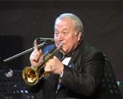 Фестиваль Jazz Bomond – 2012 собрал на костанайской сцене известные джаз-бэнды (ФОТО) Фестиваль Jazz Bomond – 2012 собрал на костанайской сцене известные джаз-бэнды (ФОТО)