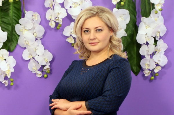 Татьяна Калюжная (Мороз) – редактор службы новостей, автор и ведущая программы «ПроАгро»