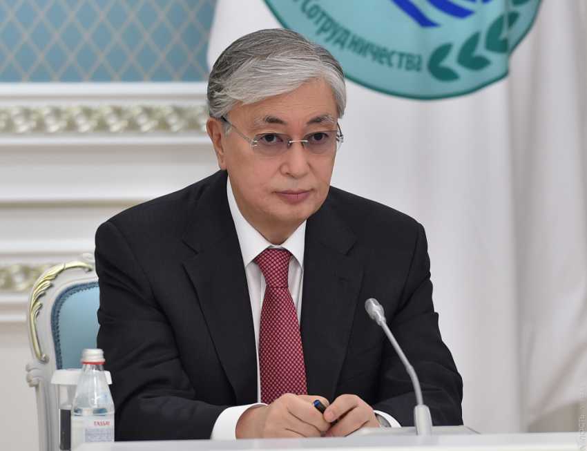 Фотография для новости Президент РК обратился к казахстанцам