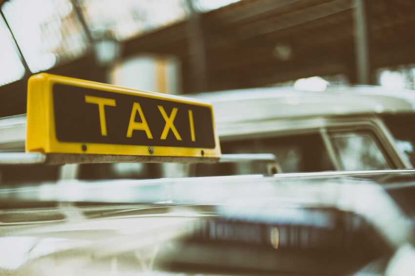 Фотография для новости Пьяный таксист перевозил пассажиров в Костанайской области