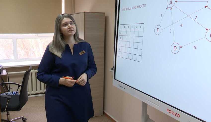 Фотография для новости Единый часовой пояс в Казахстане: время начала занятий в школах могут изменить