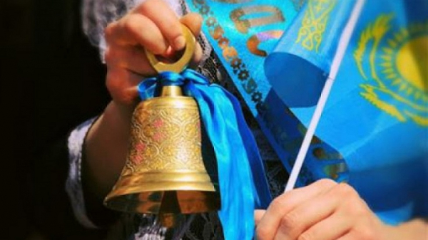 Фотография для новости "Мы разочарованы": казахстанские школьники недовольны новым форматом последнего звонка