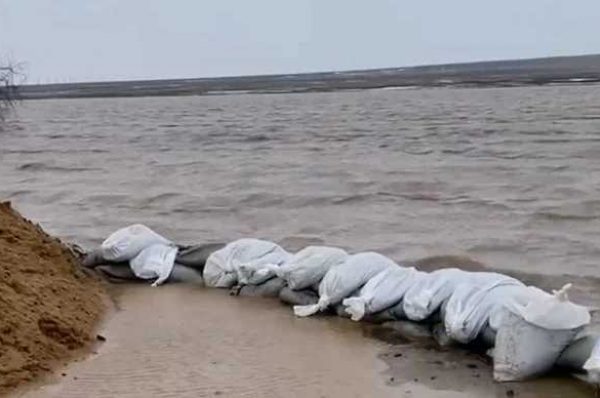 Казахстанцев призвали не распространять ложную информацию об угрожающей ситуации из-за паводков