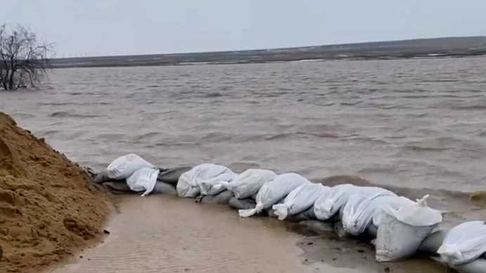 Фотография для новости Казахстанцев призвали не распространять ложную информацию об угрожающей ситуации из-за паводков