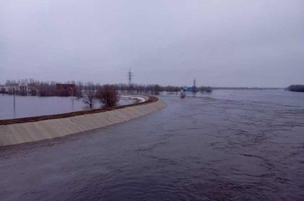 В пяти регионах Казахстана есть вероятность второй волны паводков — Токаев