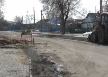 Фотография для новостиЯмы на отремонтированной дороге обнаружили костанайцы