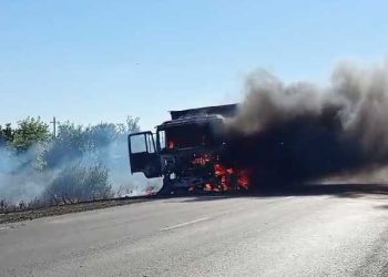 Изображение для новости: Грузовик загорелся на трассе в Костанайской области