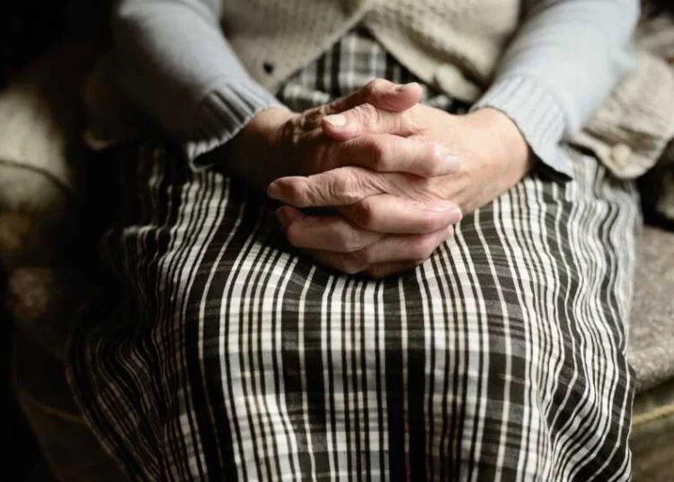 Изображение для новости: Дочь обязали содержать мать: решение суда Лисаковска