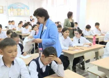 Изображение для новости: Сколько продлятся зимние каникулы, сообщили в минпросвещения РК