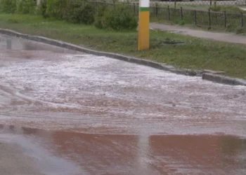 Изображение 1 для Микрорайон "Аэропорт" вновь в воде