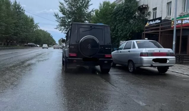 Изображение для новости: Припарковался на дороге. Полиция оштрафовала водителя в Костанае