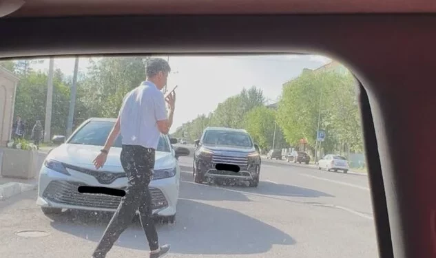 Изображение для новости: Ещё один на аварийке. Водителя оштрафовали в Костанае
