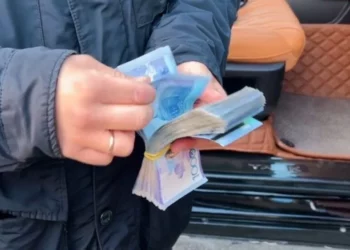 Изображение 1 для Пенсионерка заложила квартиру. На полмиллиарда тенге оформил сделки житель Костанайской области