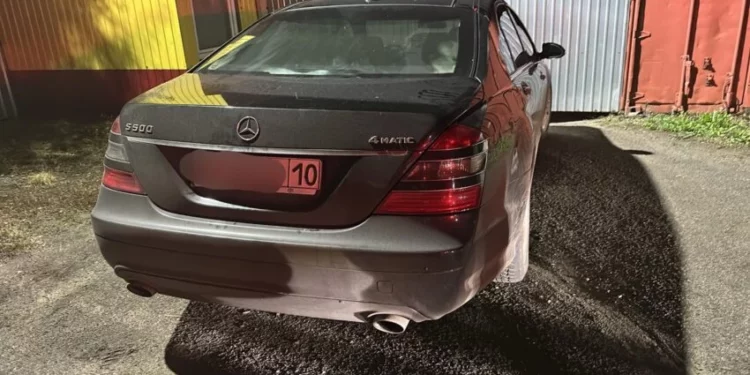 Изображение для новости: В Костанае подросток угнал Mercedes