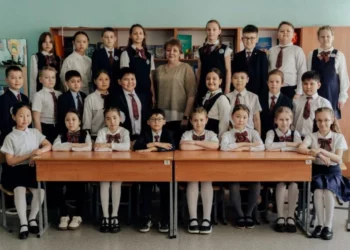 Изображение для новости: «Письмо учителю» — Ремезова Елена Васильевна