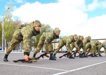 военные