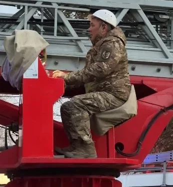 Изображение для новости: Кот в беде: спасатели Костаная провели операцию по спасению животного