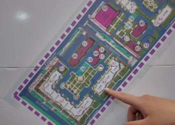 Изображение для новости: «Стройка уже идёт?» Слушания по центру Костаная прошли под шум протестов