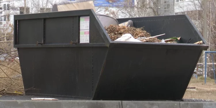 Изображение для новости: В Костанае запускают сеть точек для крупногабаритного мусора: бункеров станет больше