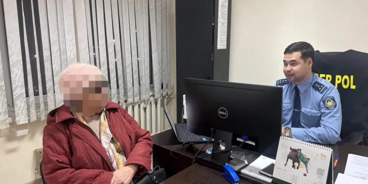 Изображение для новости: «Продай квартиру — и станешь богаче»: как полиция и риелтор спасли костанайскую пенсионерку