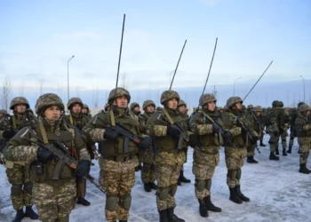 Изображение для новости: Высшая степень боевой готовности: в Минобороны обратились к казахстанцам