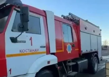 Изображение для новости: В Костанае вспыхнул крупный пожар в ангаре