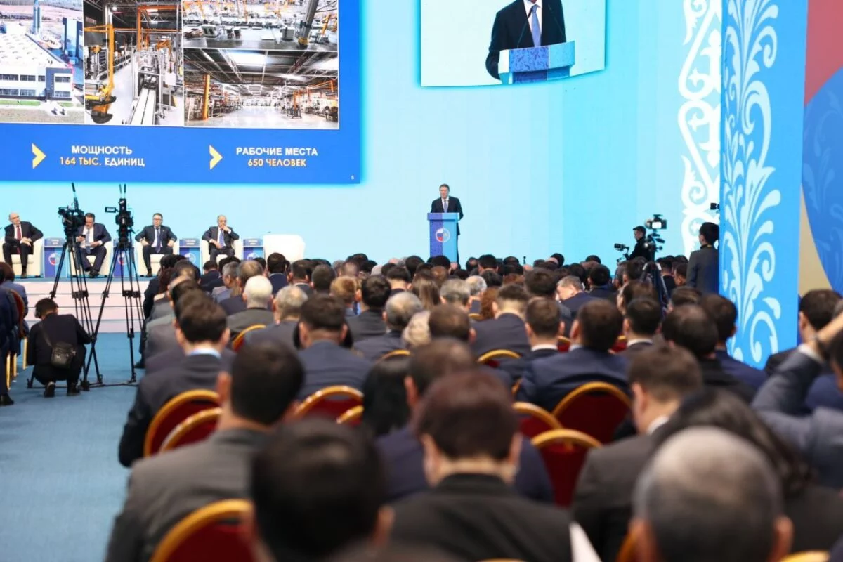 Изображение 6 для Аким Костанайской области выступил на форуме с участием Касым-Жомарта Токаева и Владимира Путина