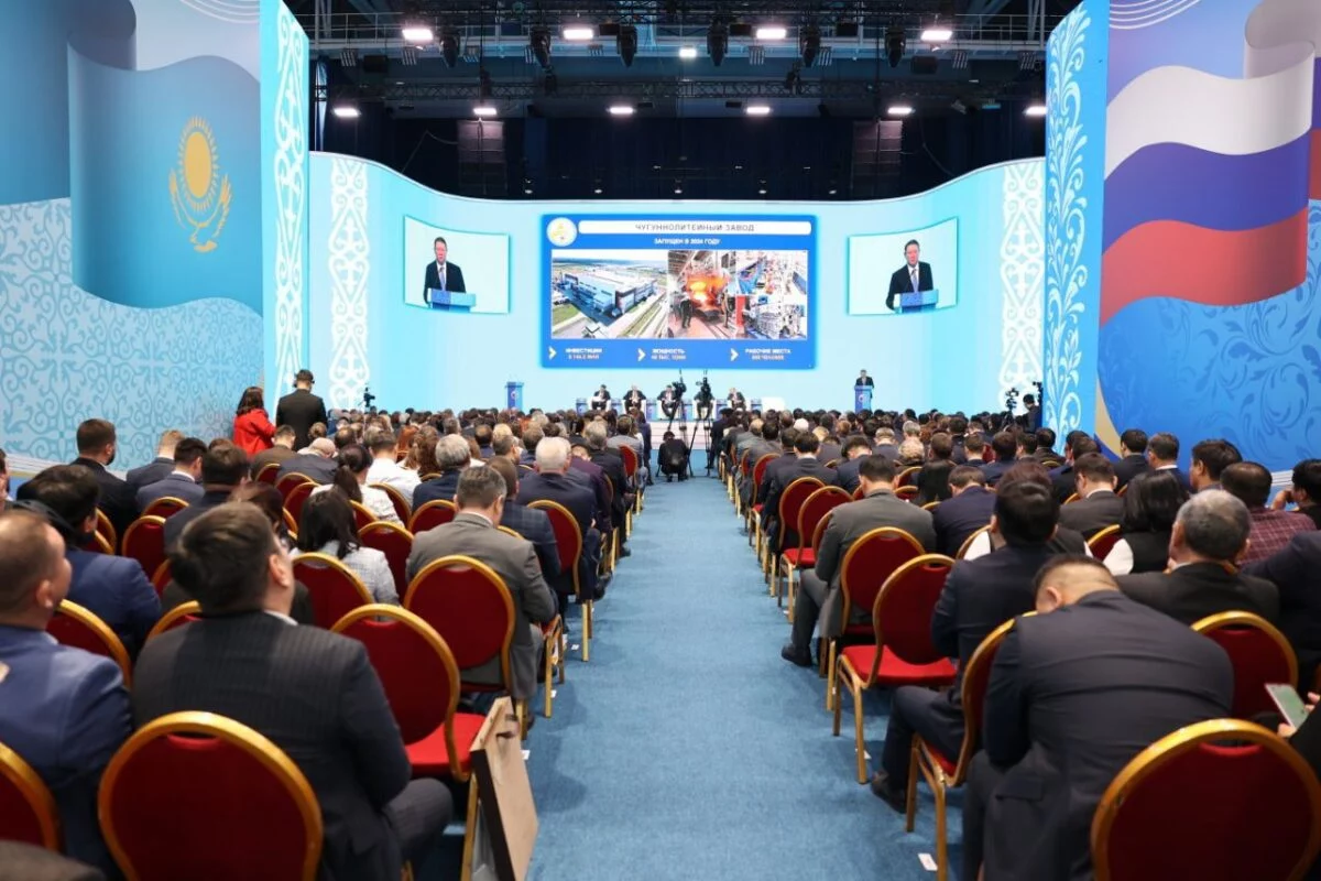 Изображение 5 для Аким Костанайской области выступил на форуме с участием Касым-Жомарта Токаева и Владимира Путина