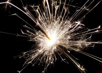 Изображение для новости: Чтобы все успели. Стала известна дата зажжения главной новогодней ёлки в Костанае