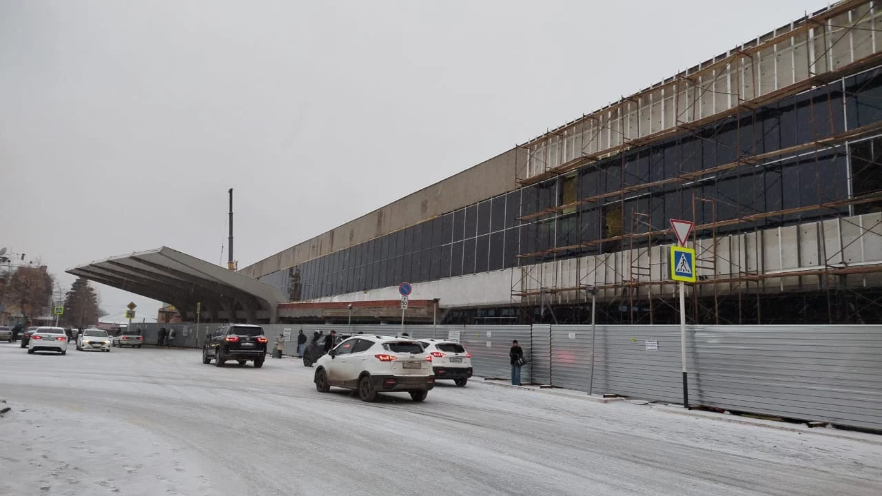 Изображение 1 для Из старых залов – в современные терминалы: в Костанайской области масштабно обновляют ж/д вокзалы