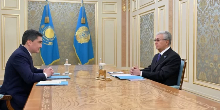 Изображение для новости: О мерах по стабилизации доходов населения премьер отчитался перед Токаевым