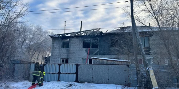 Изображение для новости: Несколько квартир сгорели в доме в Костанайском районе