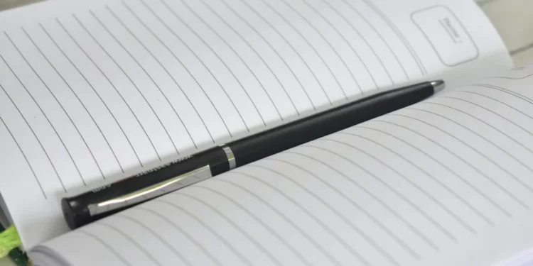 Изображение для новости: Возвращение бумажных дневников: что сказала министр просвещения