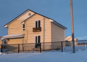 Изображение для новости: Новый район — новая жизнь: в Кунае первые семьи получили дома по госпрограмме