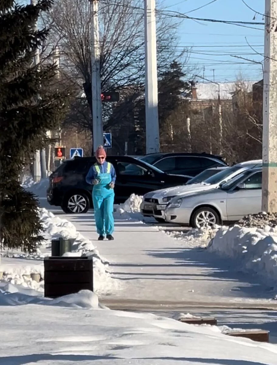 Изображение 2 для 75-летняя жительница Костаная выходит на пробежки даже в лютый мороз