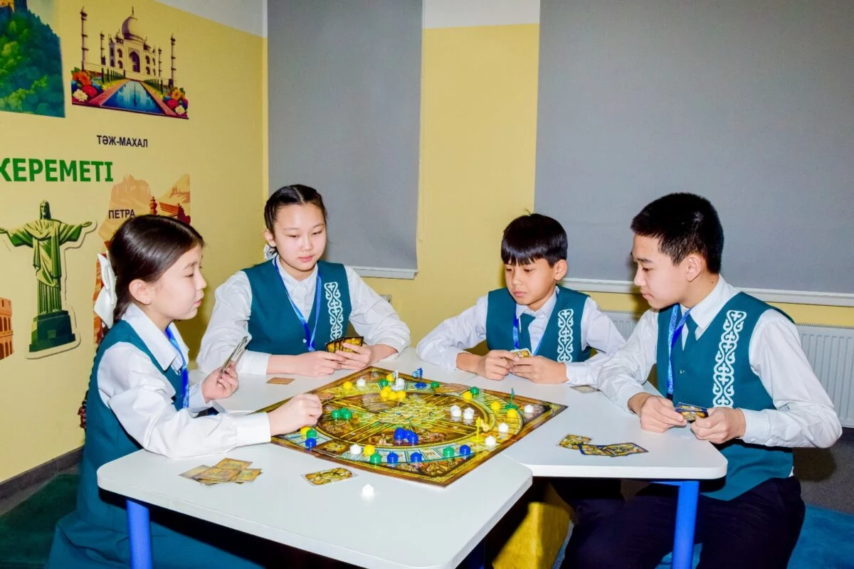 Изображение 4 для В Рудном открылась школа на 900 мест с государственным языком обучения