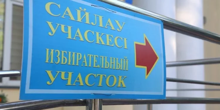 Изображение для новости: В Костанайской области начали работу 717 избирательных участков