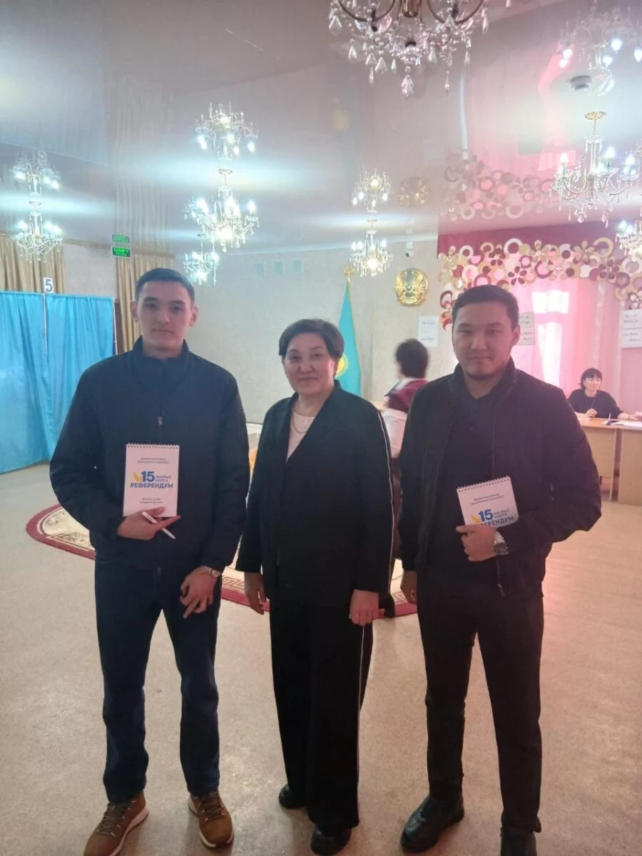 Изображение 3 для 13 пар близнецов проголосовали на референдуме в Костанайской области