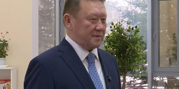 Изображение для новости: «Никакой охраны нет»: аким Костанайской области рассказал, как живёт в обычном доме