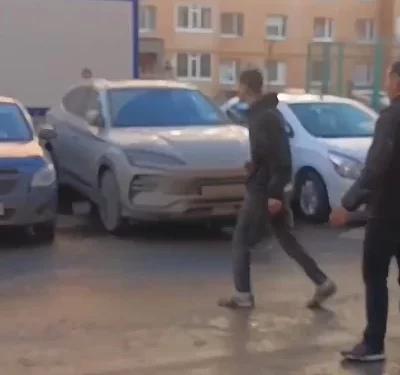 Изображение для новости: Видео жестокого избиения костанайского полицейского появилось в сети