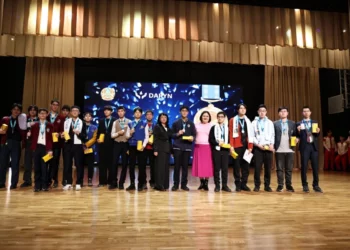 Изображение для новости: 143 призёра и 29 золотых: как прошла олимпиада по математике и информатике в Костанае