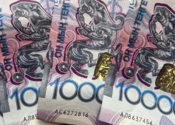 Изображение для новости: Налог на наличку: казахстанцам выставляют счета за накопления