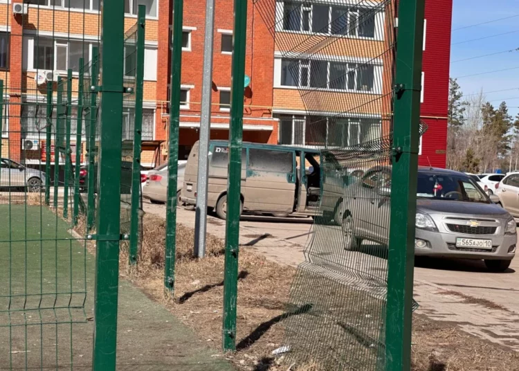 Изображение для новости: Новая площадка — старые проблемы: жалобы жителей Костаная