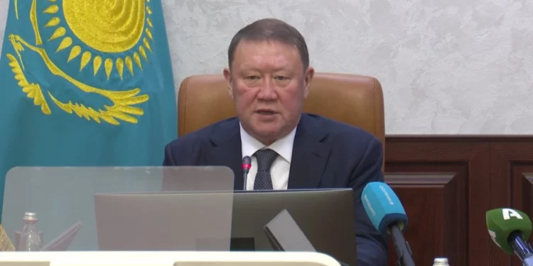 Изображение для новости: Кумар Аксакалов потребовал сократить визуальный шум в городах