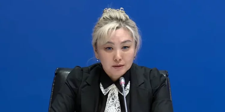Изображение для новости: «Это вопрос семейного бюджета»: Шегай о курьере с младенцем