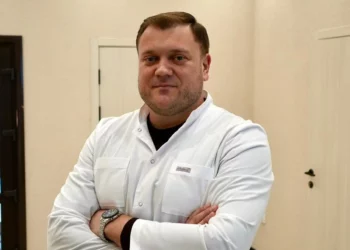 Изображение для новости: Спасибо, доктор: пациенты Карабалыкского района благодарят хирурга-флеболога Виктора Гаврилова