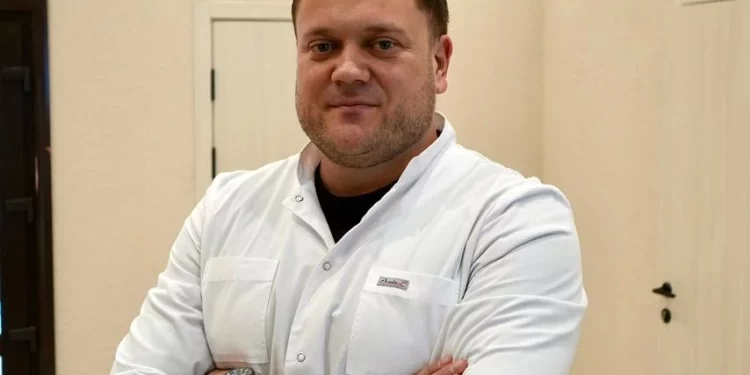 Изображение для новости: Спасибо, доктор: пациенты Карабалыкского района благодарят хирурга-флеболога Виктора Гаврилова