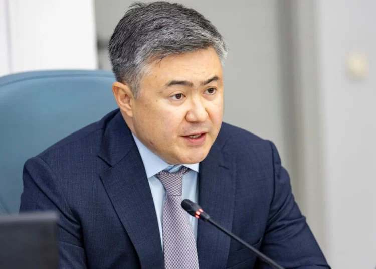 Изображение для новости: Продукты подешевели, товары и услуги дорожают: глава Нацбанка рассказал о ценах в Казахстане
