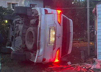 Изображение для новости: 19-летний житель Тобыла угнал Lexus, протаранил два автомобиля и перевернулся