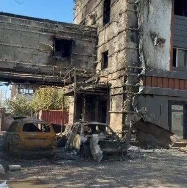 Изображение для новости: После пожара на Аль-Фараби владельцы кабинетов не знают, что стало с их имуществом